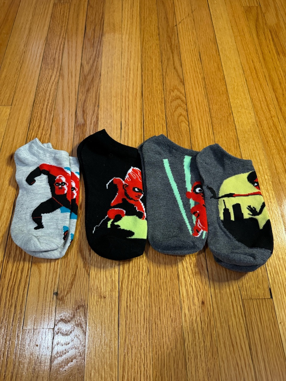 Disney Pixar The Incredibles Women’s Ankle Socks 4 Pair Bundle